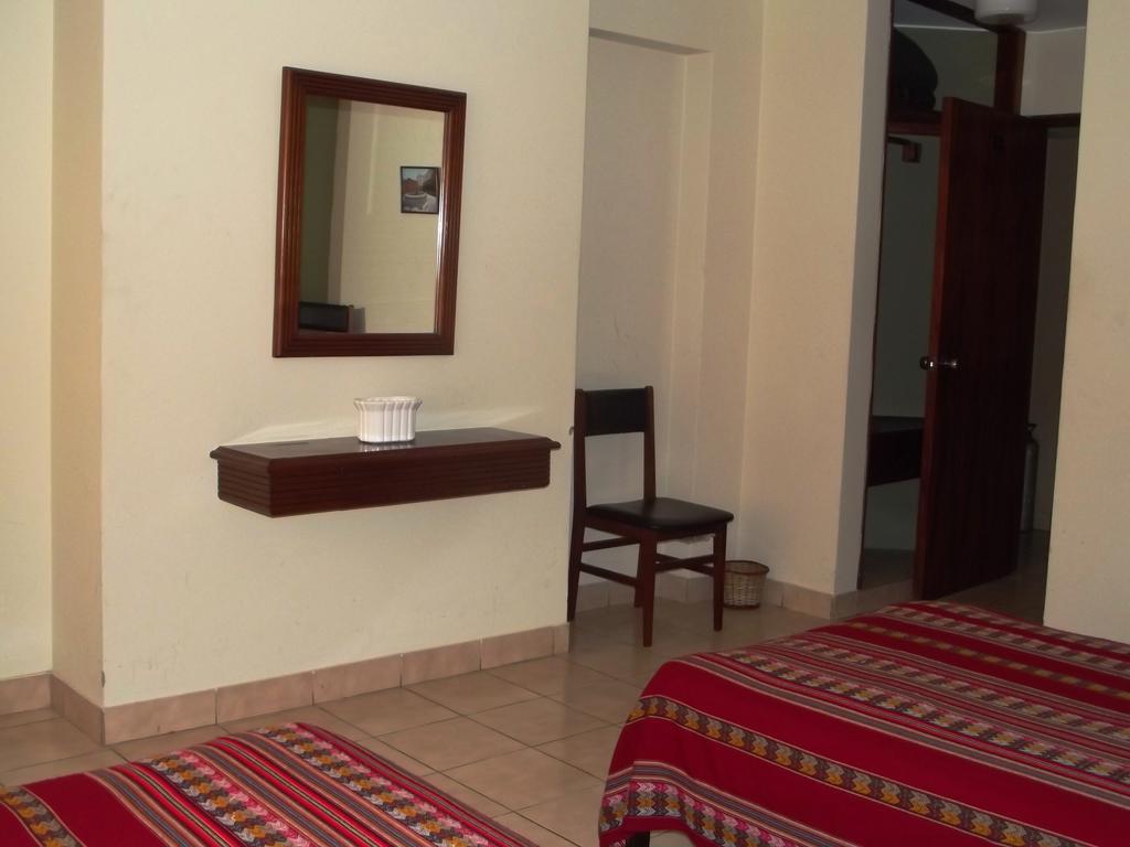 Hostal Gemina Lima Bilik gambar