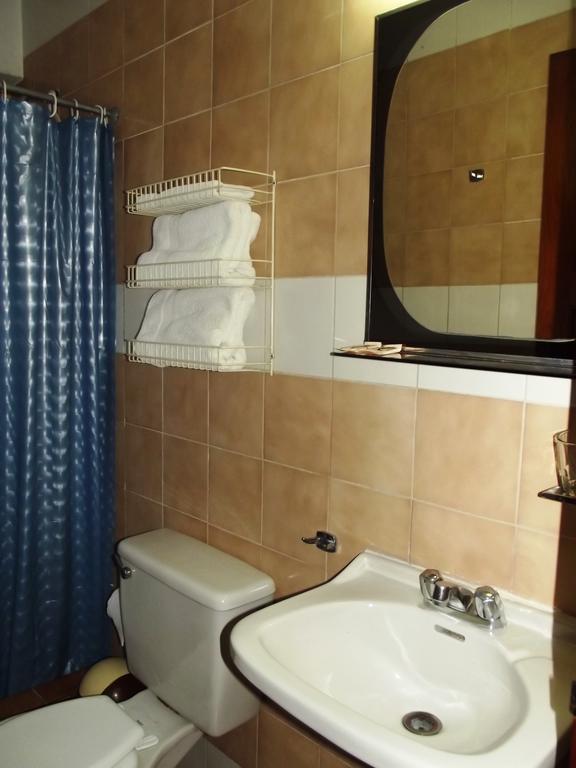 Hostal Gemina Lima Bilik gambar