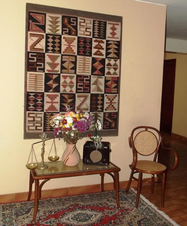 Hostal Gemina Lima Luaran gambar